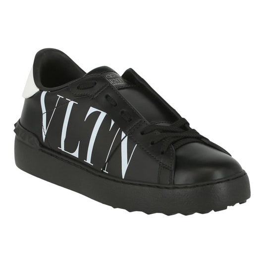 Valentino Garavani
Open VLTN-print sneakers