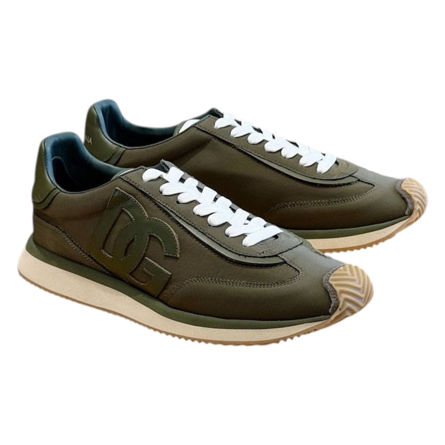 Dolce&Gabbana
DG CUSHION SNEAKERS