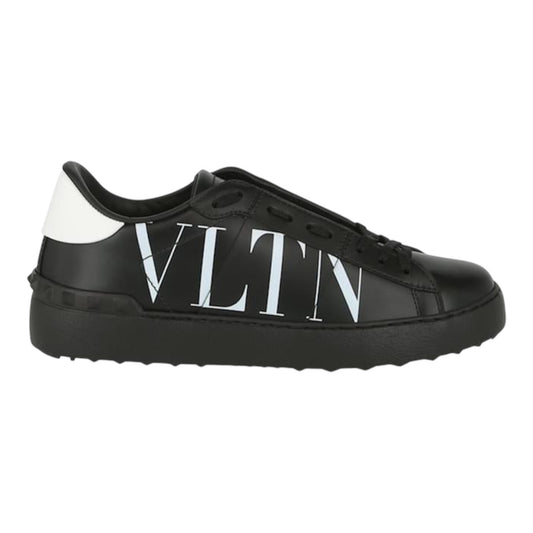 Valentino Garavani
Open VLTN-print sneakers