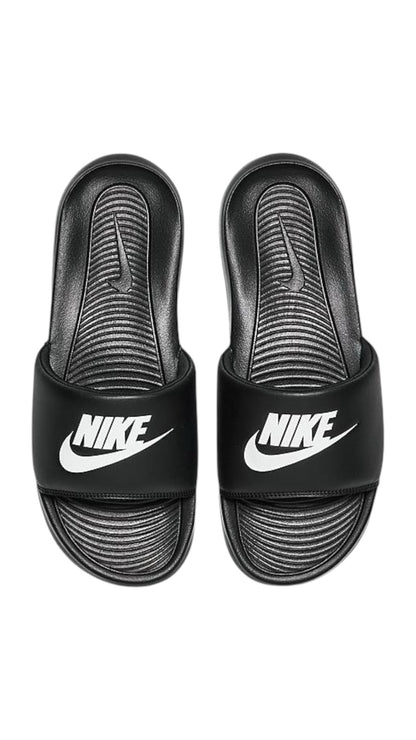 Nike victori one slides
