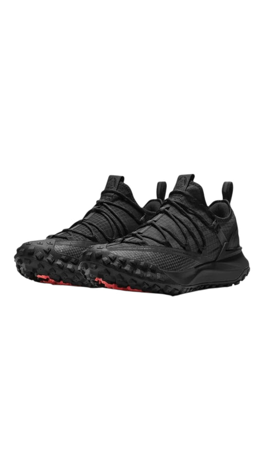 Nike Acg mountain fly low