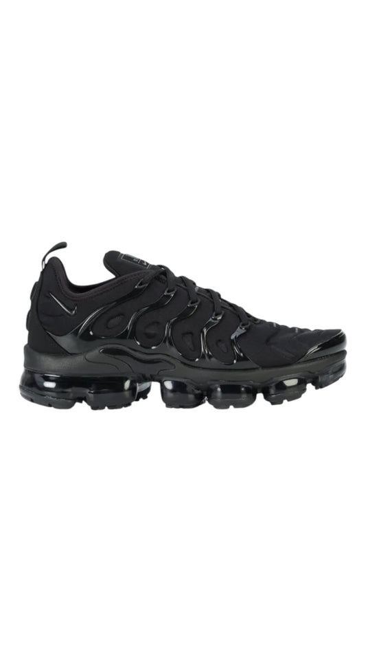 Nike vapormax plus tn black