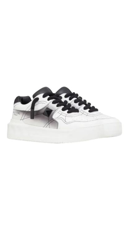Valentino Garavani one stud