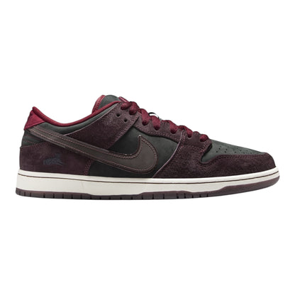 Nike SB Dunk Low Pro x Riot Skateshop
