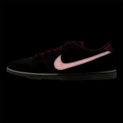 Nike SB Dunk Low Pro x Riot Skateshop